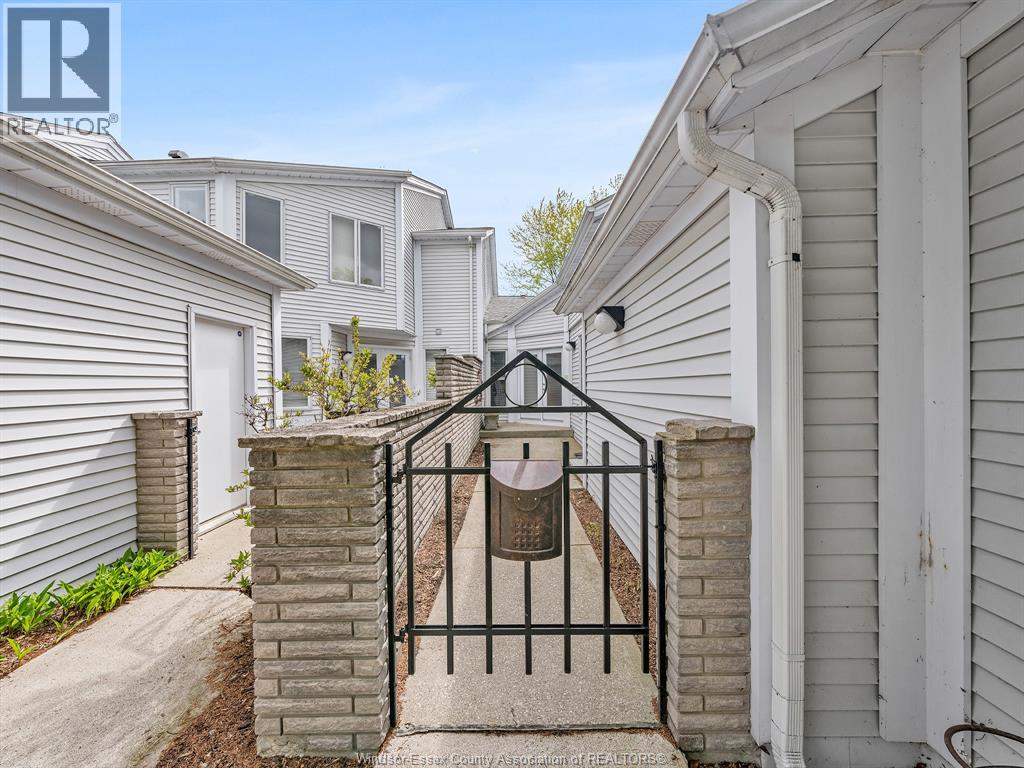 200 Marine DRIVE Unit# 7, Tecumseh, Ontario, N8N4K3 — Photo 2