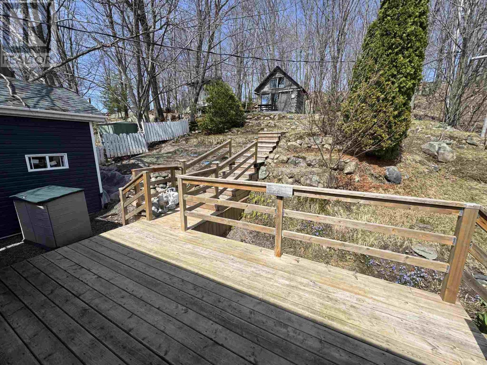 44 Axmith AVE - 34