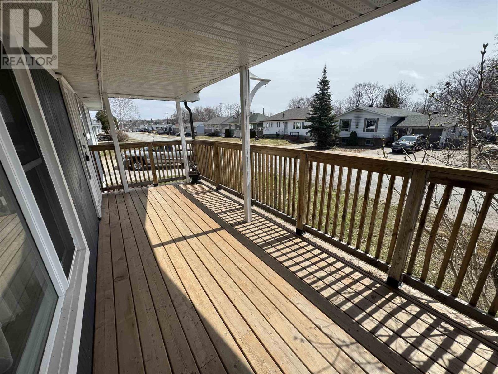44 Axmith AVE - 5
