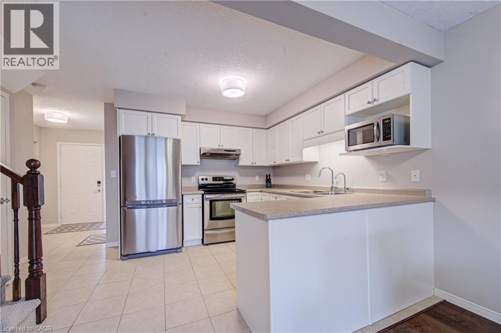 42 FALLOWFIELD Drive Unit# 22, Kitchener, Ontario, N2C0A8 — Photo 13