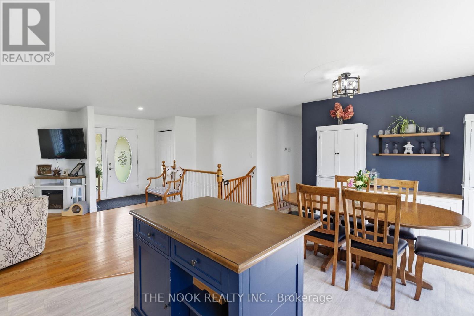 1545 CAMP LINE ROAD - 19