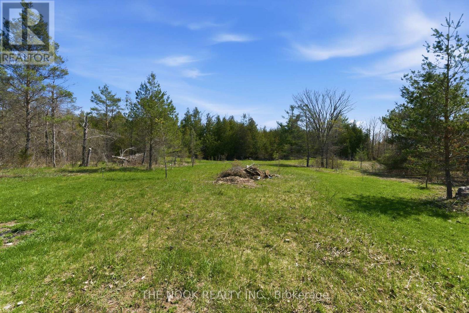 1545 CAMP LINE ROAD - 44