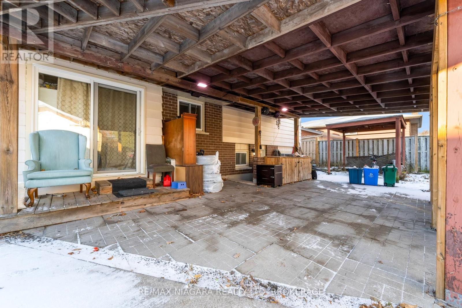 46 MACOOMB DRIVE - 20