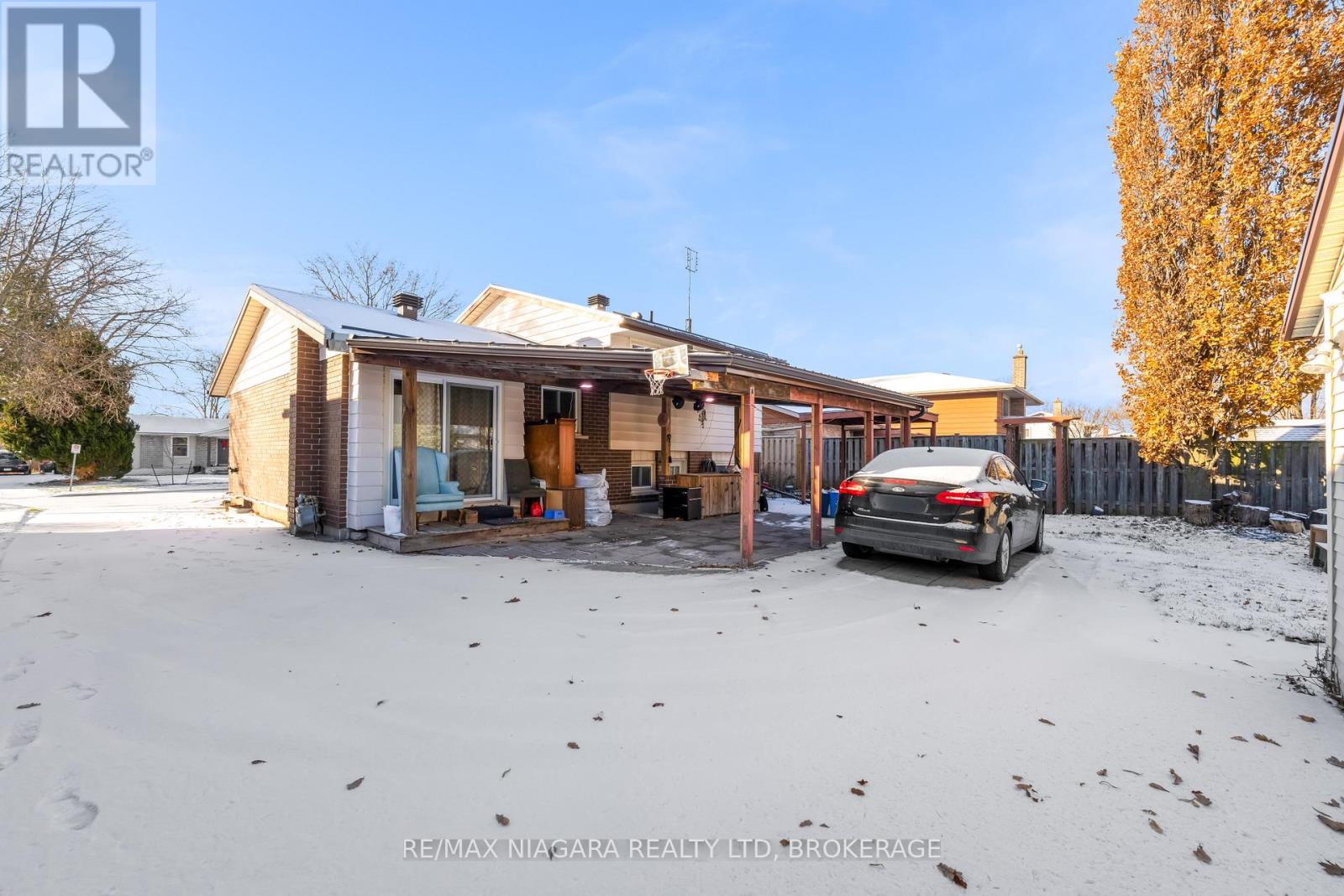 46 MACOOMB DRIVE - Image 22