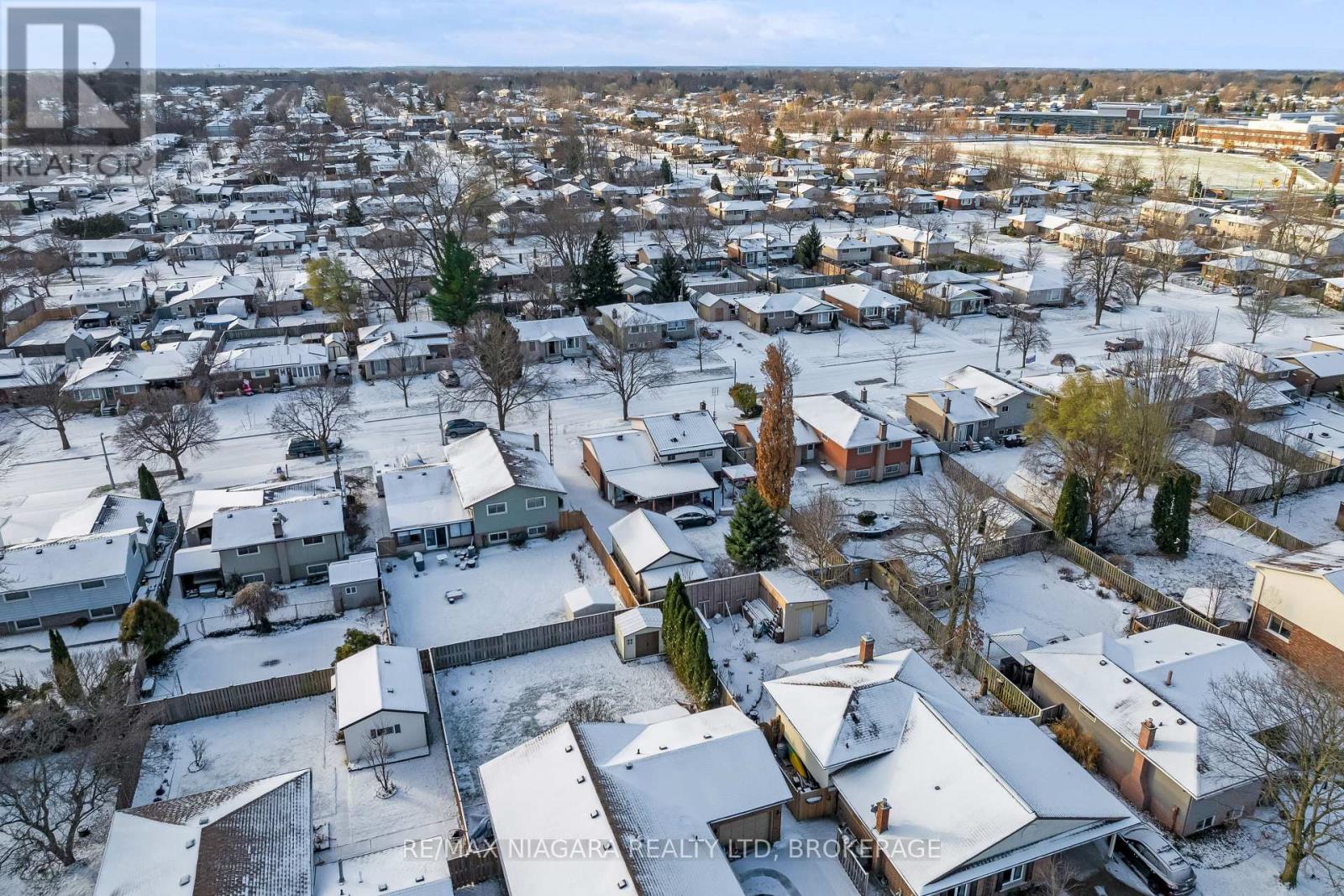 46 MACOOMB DRIVE - Image 30