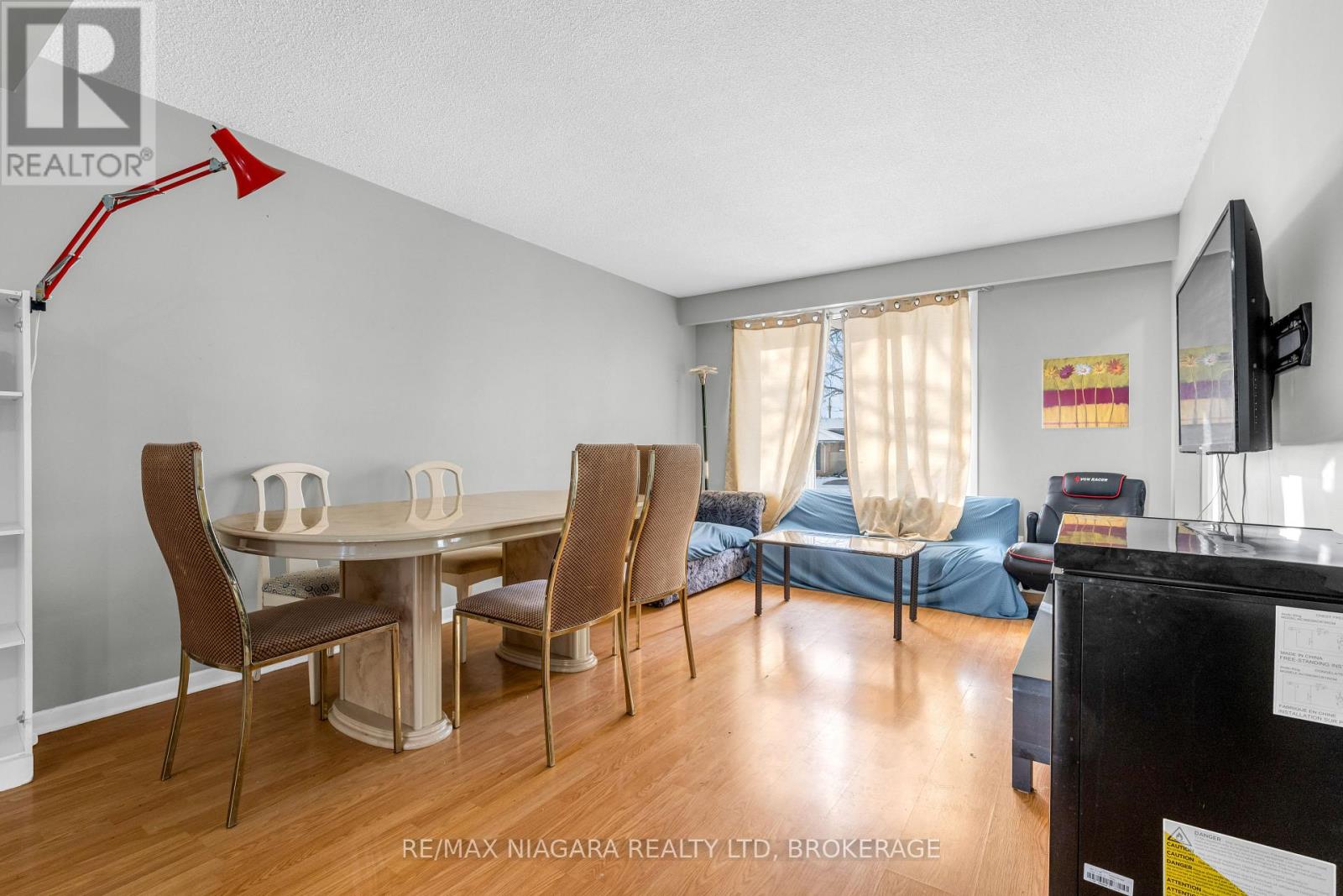 46 MACOOMB DRIVE - 5