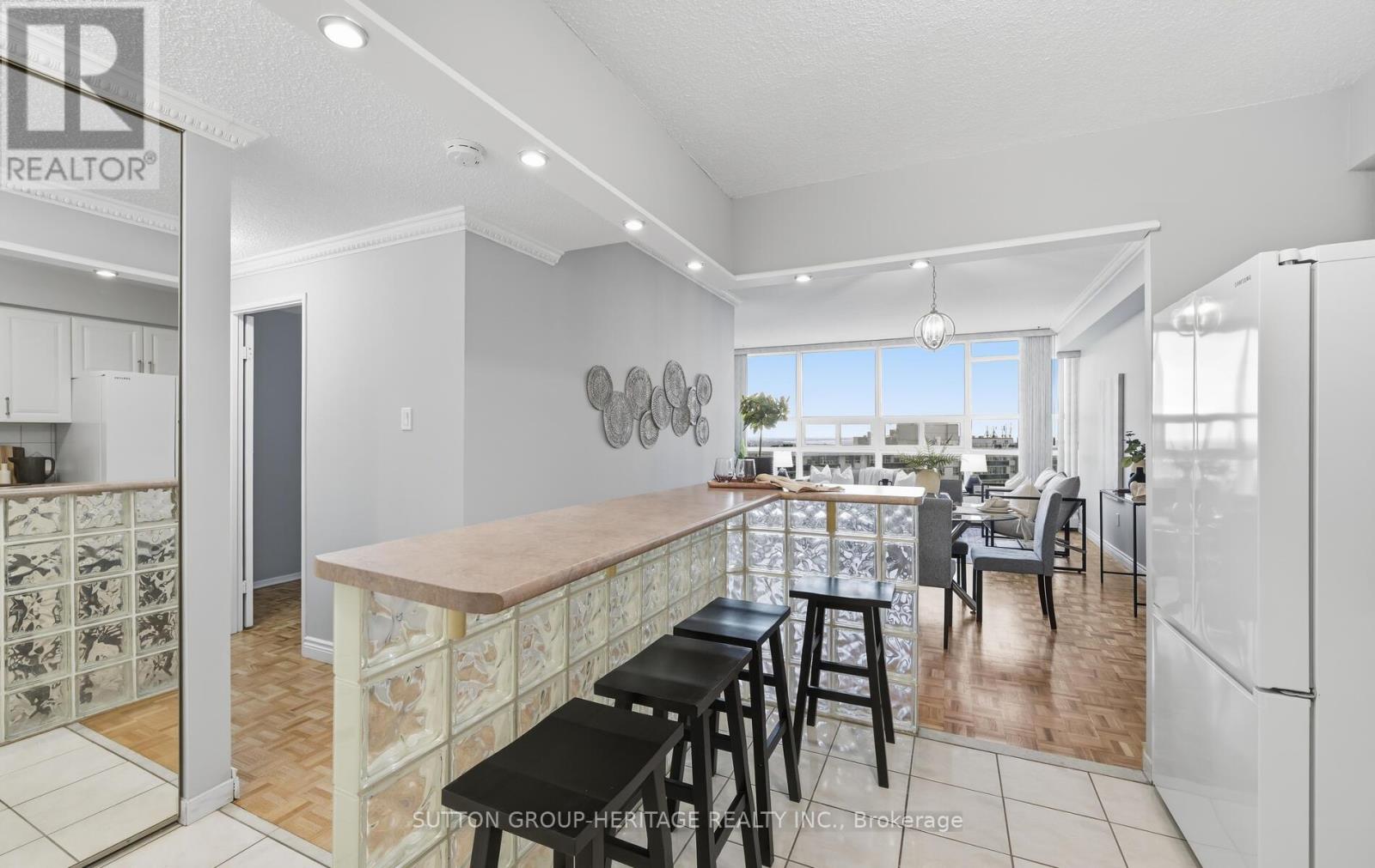 #2007 3380 EGLINTON AVENUE E - 12