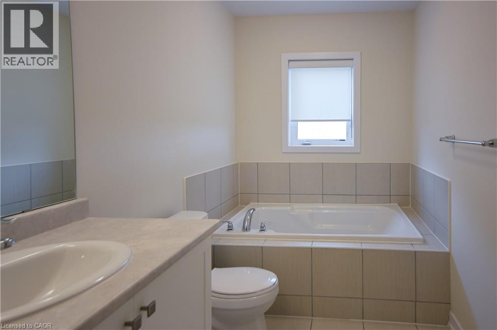 4 OWL Lane, Caledonia, Ontario, N3W0G4 — Photo 23