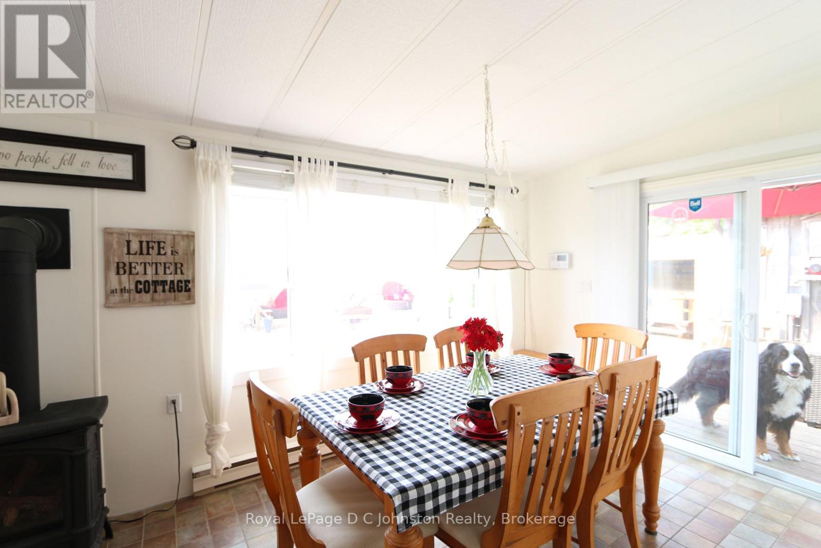 337 BRUCE ROAD #13 - 13
