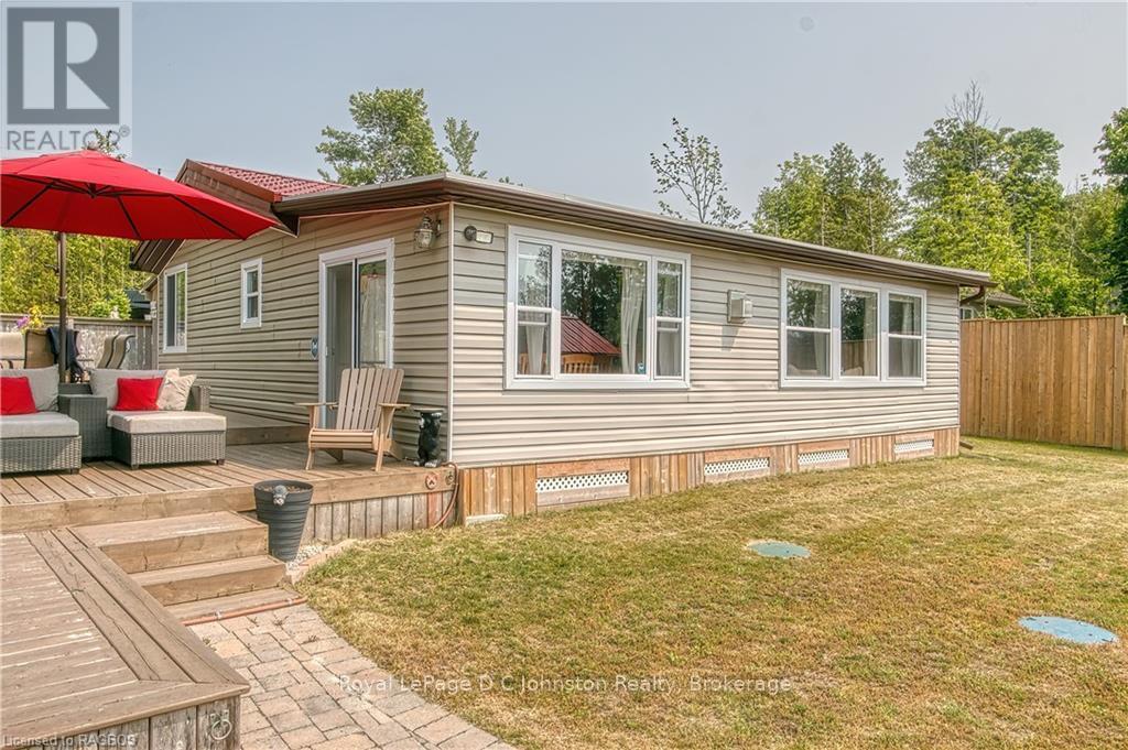 337 BRUCE ROAD #13 - 27