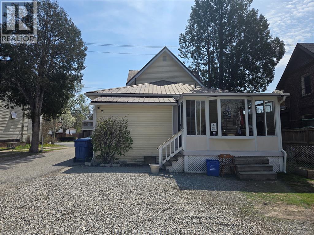 39 Richmond STREET, Chatham, Ontario, N7M1N5 — Photo 5