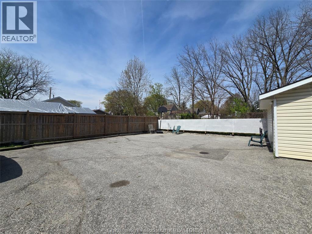 39 Richmond STREET, Chatham, Ontario, N7M1N5 — Photo 8
