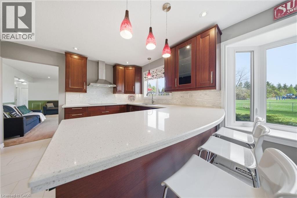 3 MEADOWBROOK Court - 17
