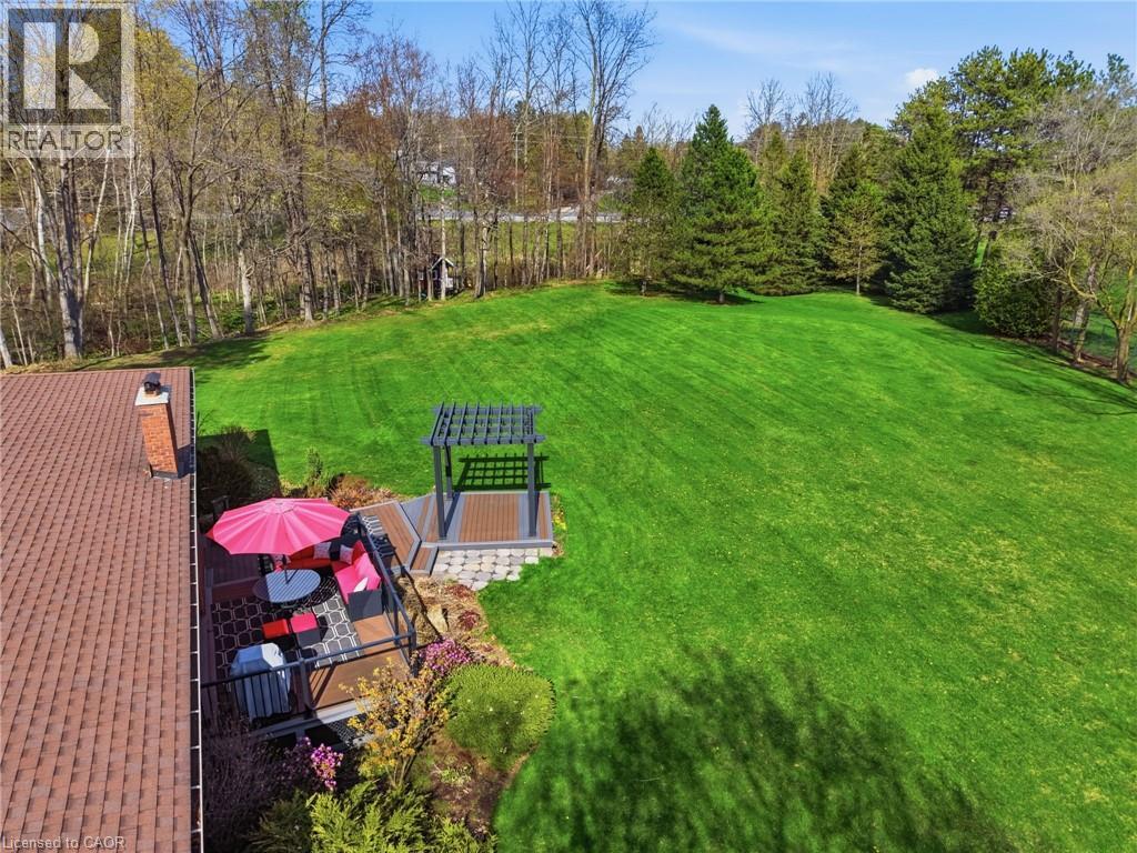 3 MEADOWBROOK Court - 46