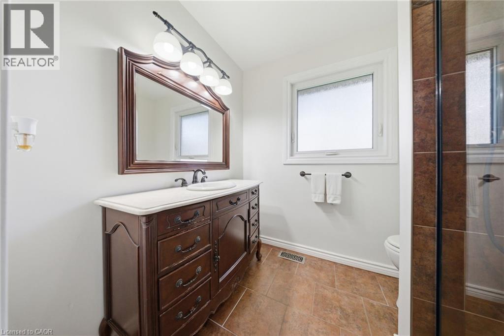 3 MEADOWBROOK Court - 23