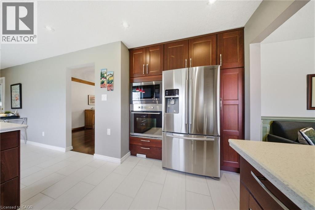 3 MEADOWBROOK Court - 16