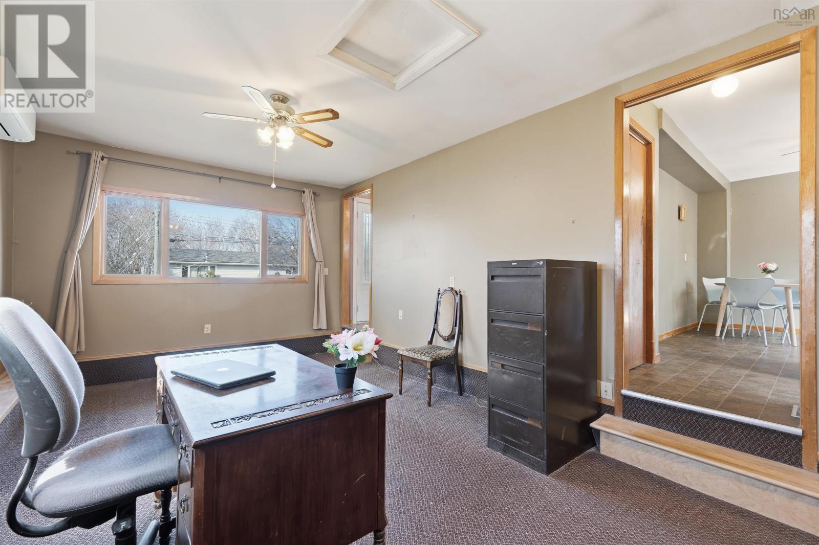 Property 21 of 50 of 4 Dunrobin Drive