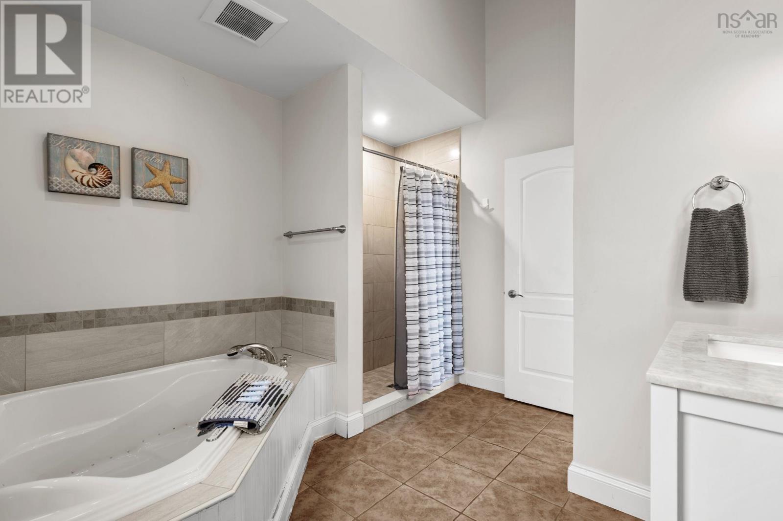 Property 22 of 39 of 82 Cambra Lane