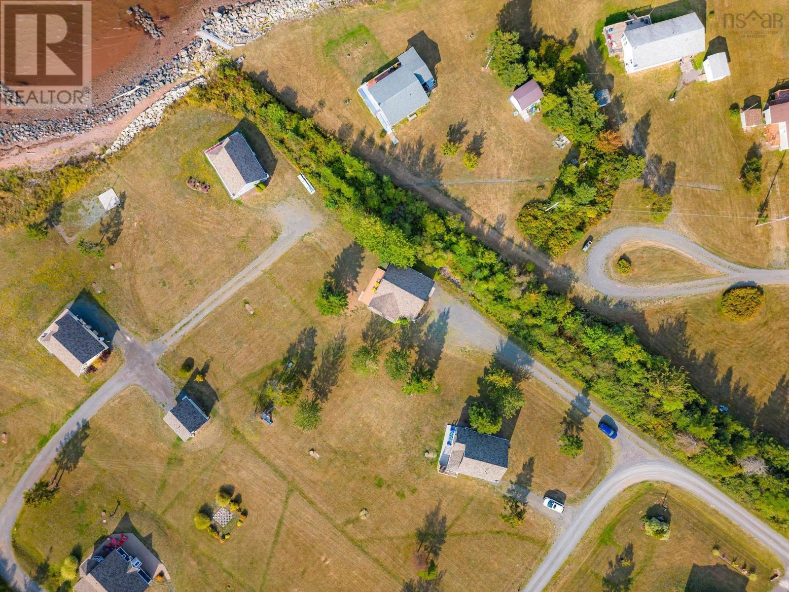 Property 35 of 39 of 82 Cambra Lane