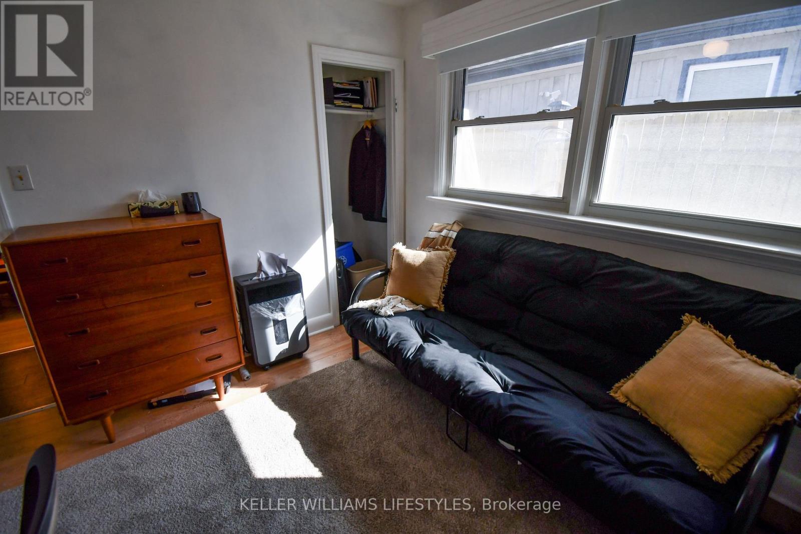 345 GLENROSE DRIVE, London South (South B), Ontario, N6K2A9 — Photo 3