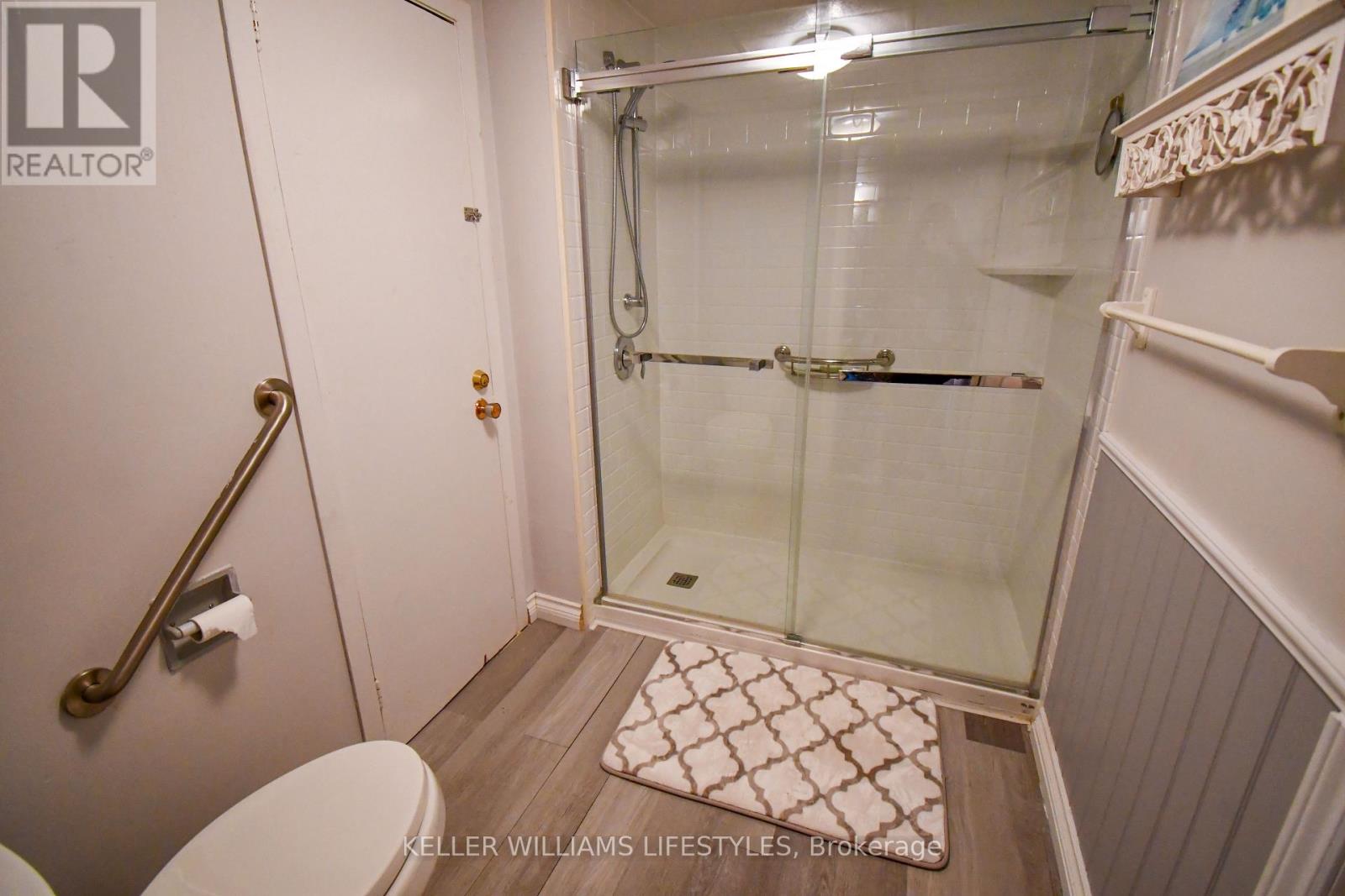 345 GLENROSE DRIVE, London South (South B), Ontario, N6K2A9 — Photo 5