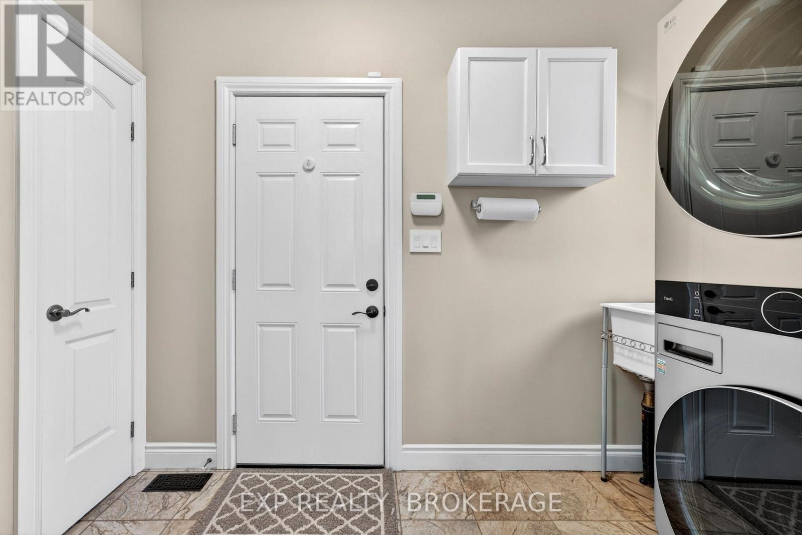 5048 FOX RUN PLACE - 16