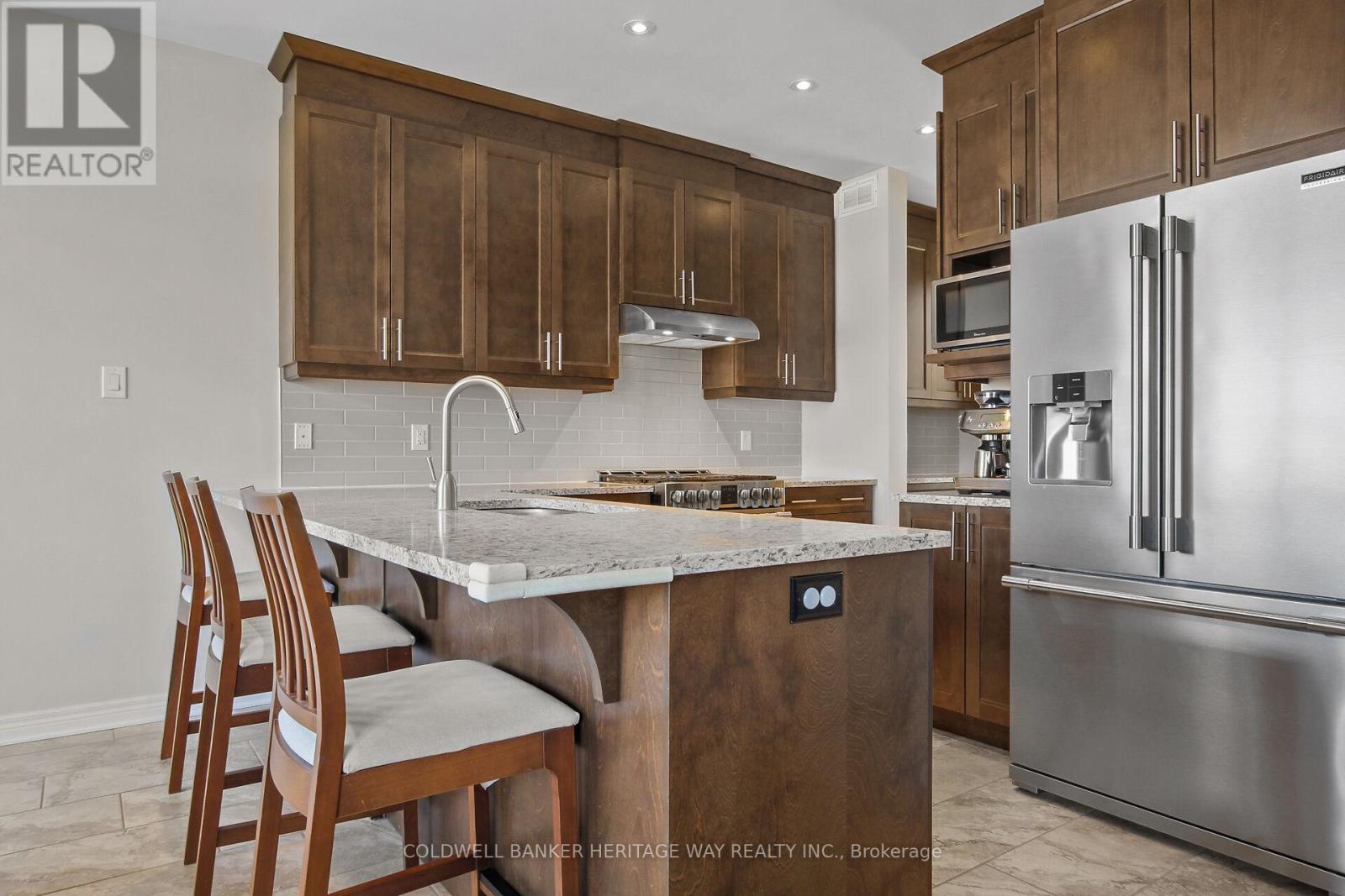 82 DULMAGE STREET - 10