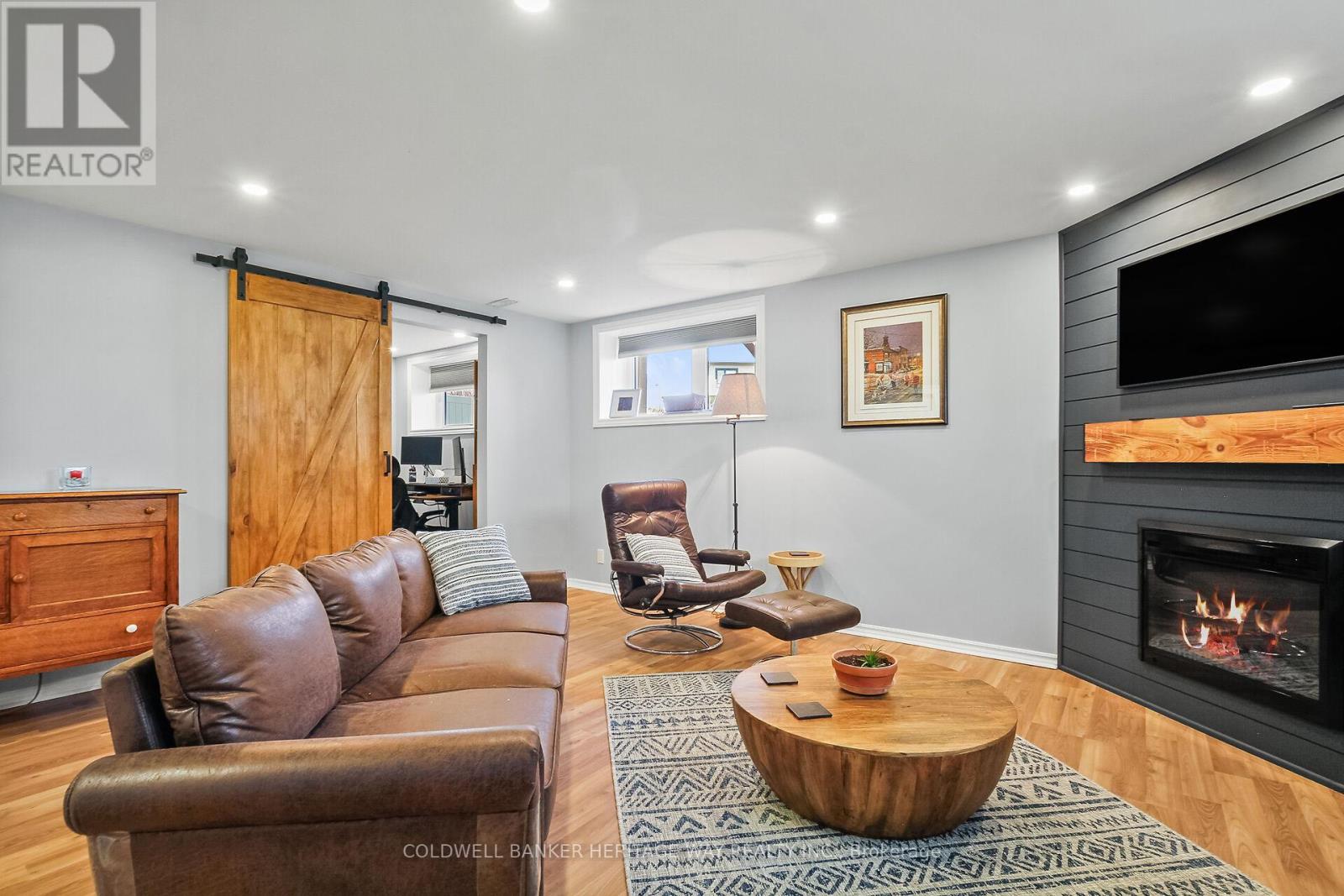 82 DULMAGE STREET - 31