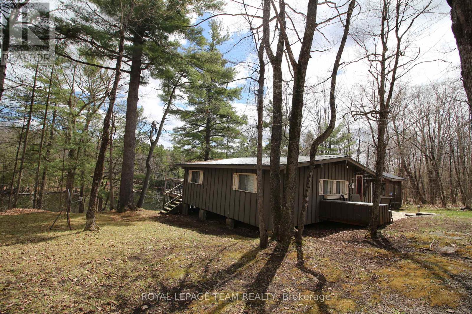 315 SILVERY LANE - 8