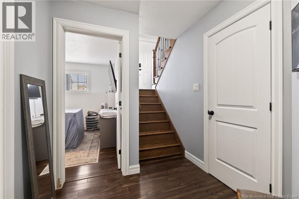 196 Lorette Street - 17