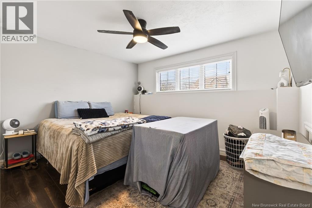 196 Lorette Street - 18