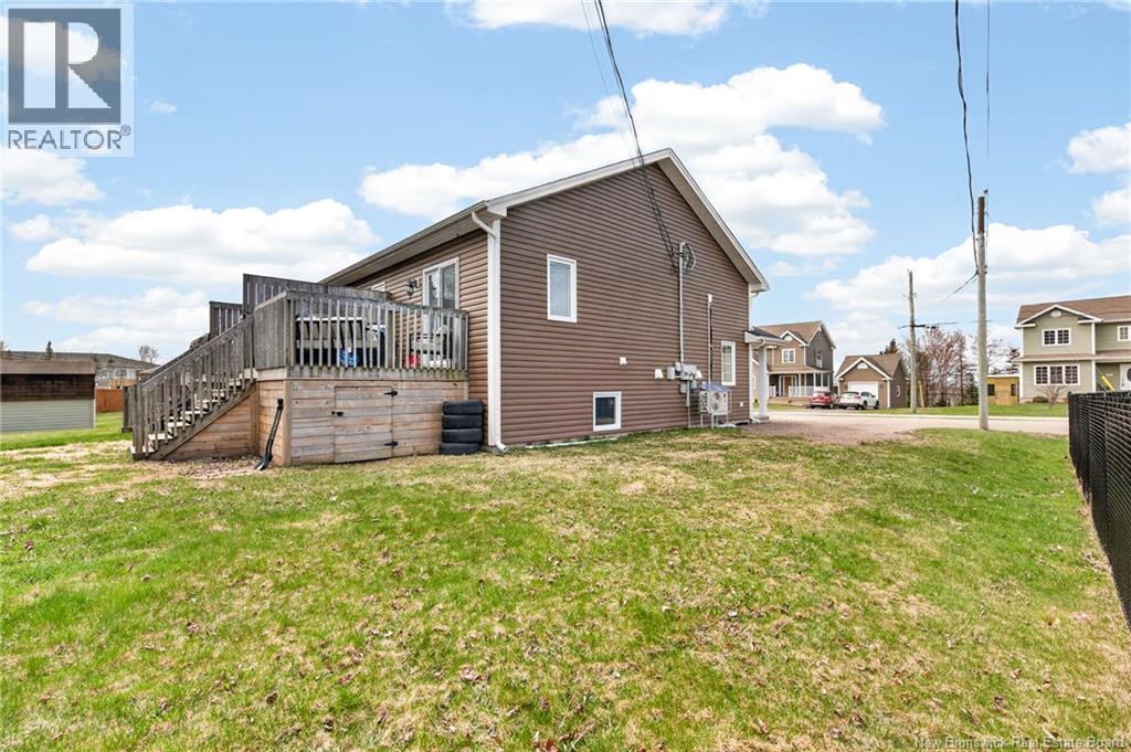 196 Lorette Street - 23