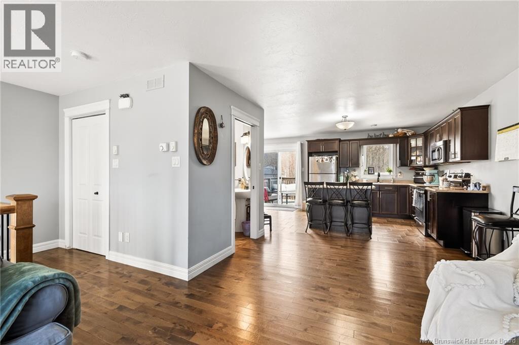 196 Lorette Street - 7