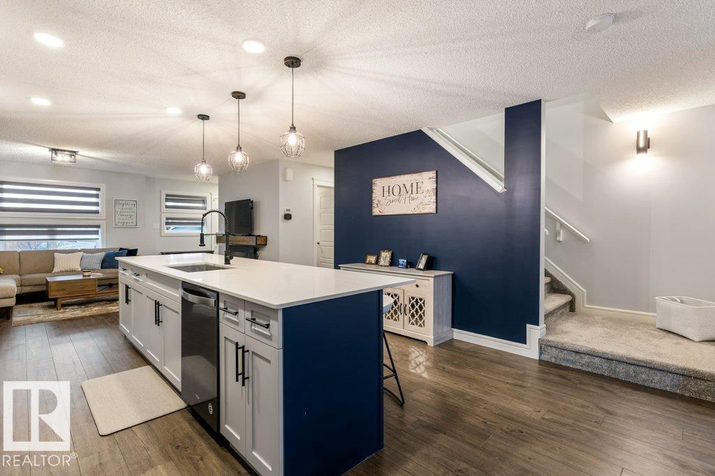 1271 SANDSTONE BV, Sherwood Park
