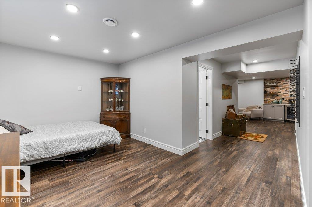 1271 SANDSTONE BV, Sherwood Park