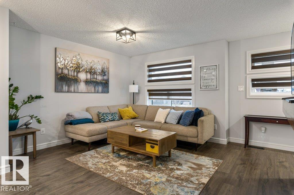1271 SANDSTONE BV, Sherwood Park