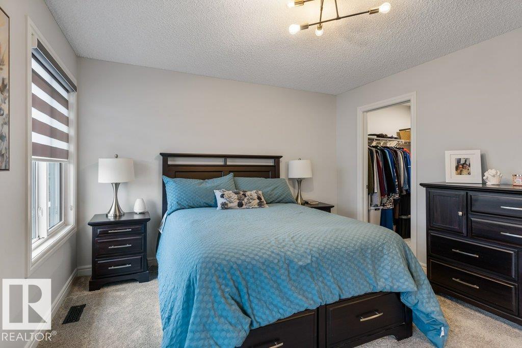 1271 SANDSTONE BV, Sherwood Park