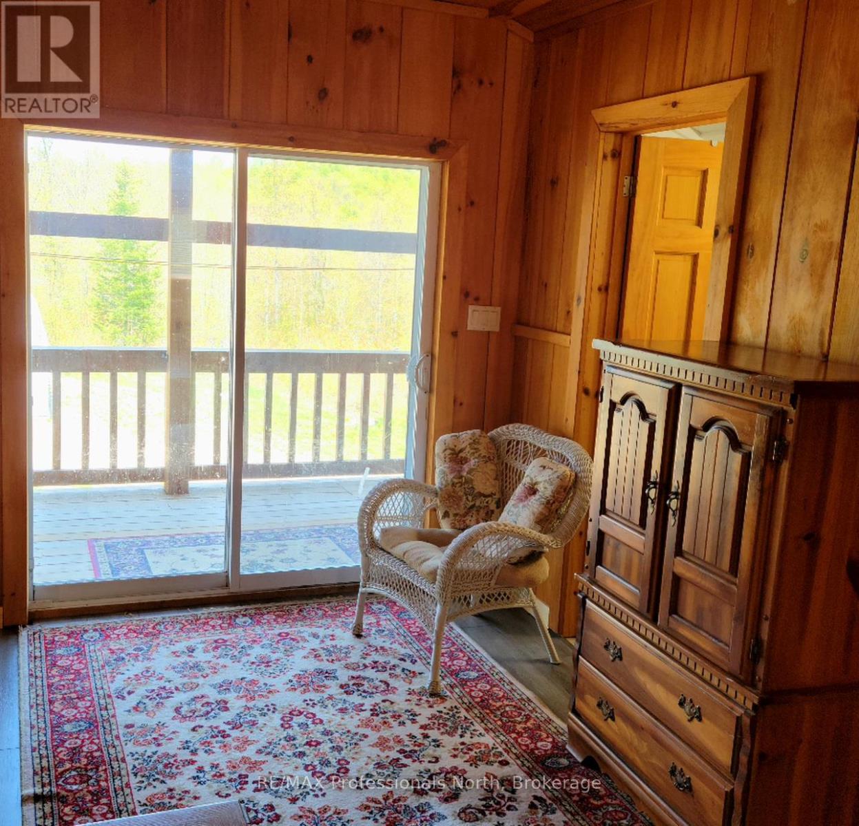 3944 CHETWYND ROAD - 28