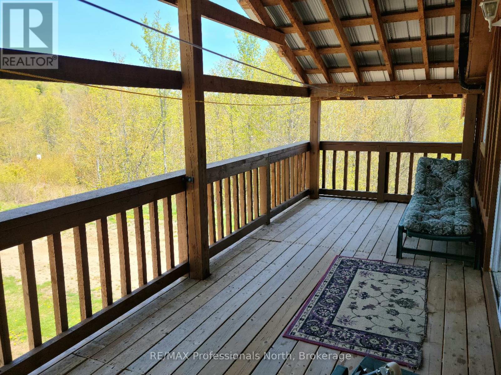3944 CHETWYND ROAD - 29
