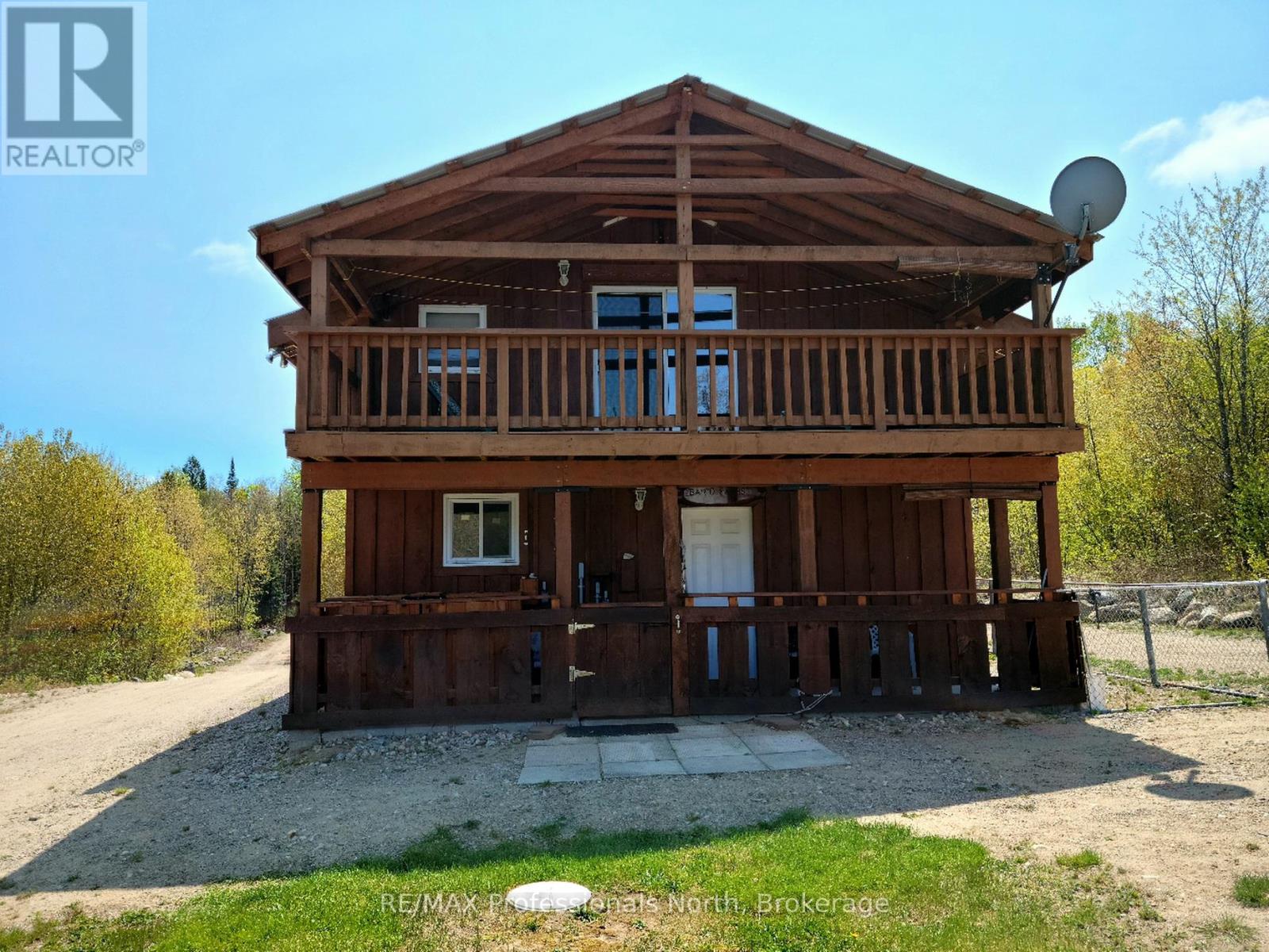 3944 CHETWYND ROAD - 4