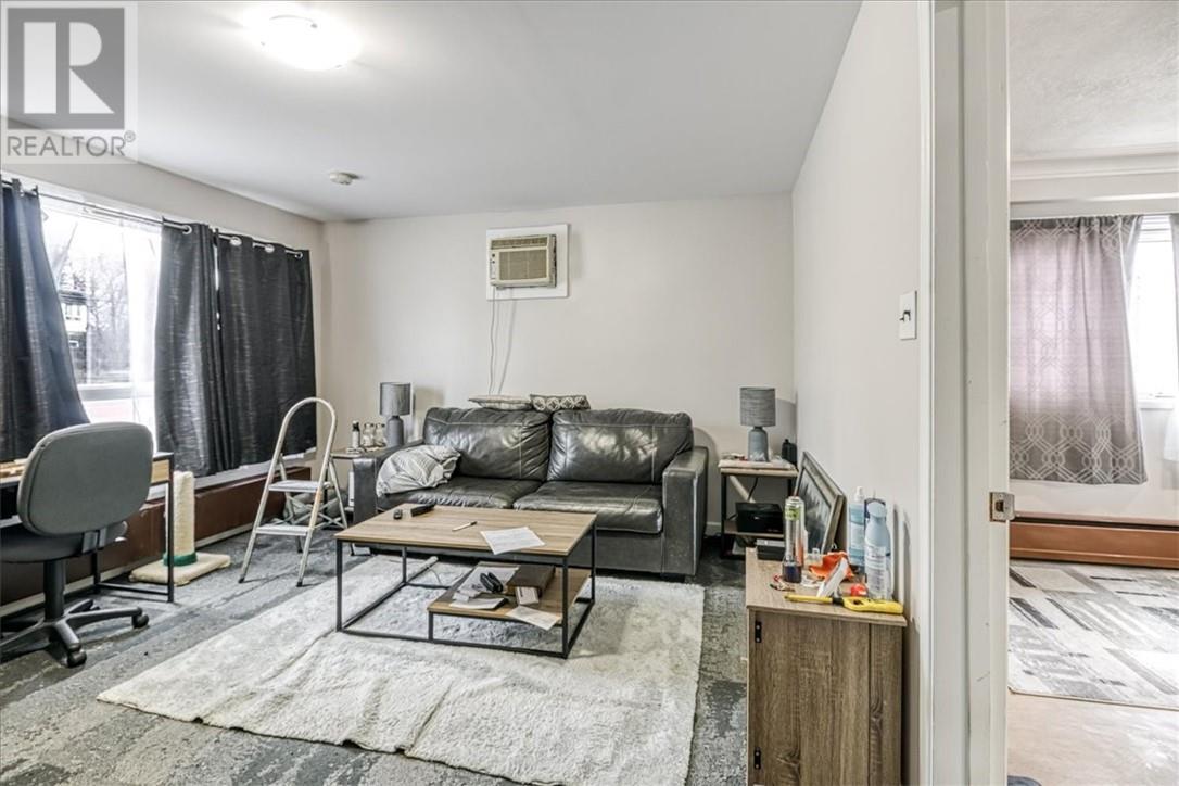1471-1477 Paris Street - 23