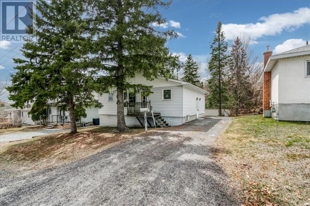 103 Lenox Avenue, Sudbury, Ontario, P3B3J6 — Photo 2