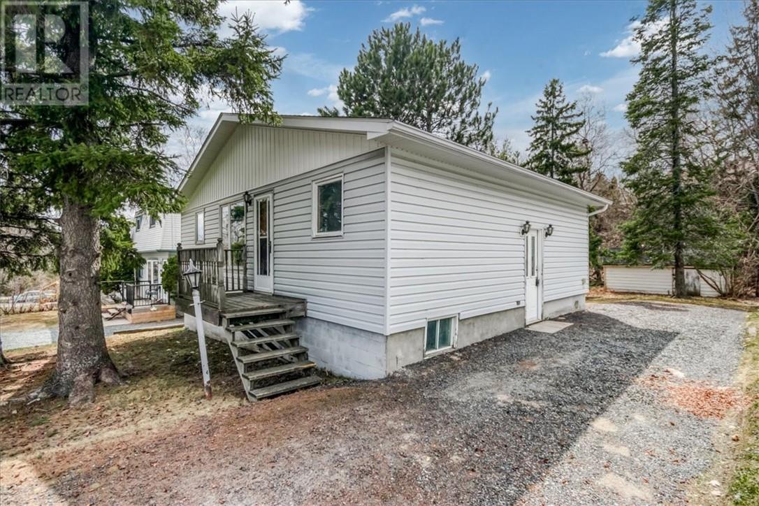 103 Lenox Avenue, Sudbury, Ontario, P3B3J6 — Photo 4