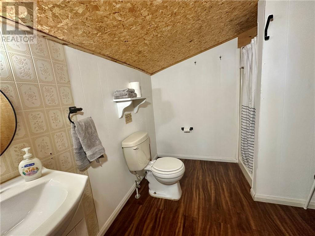 77 Digby Side Road - 43