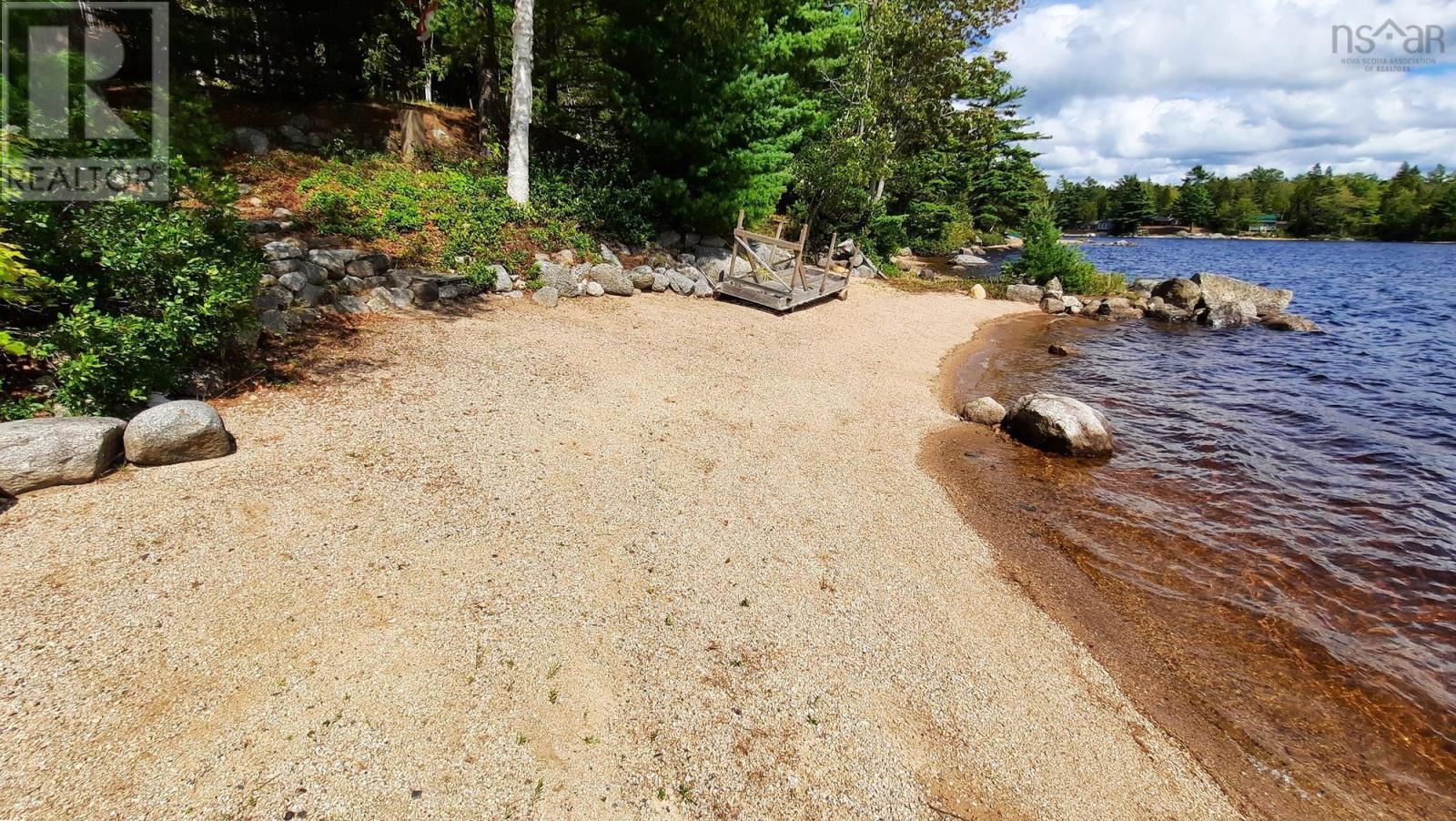 Property 37 of 38 of 562 Grand Lake Road