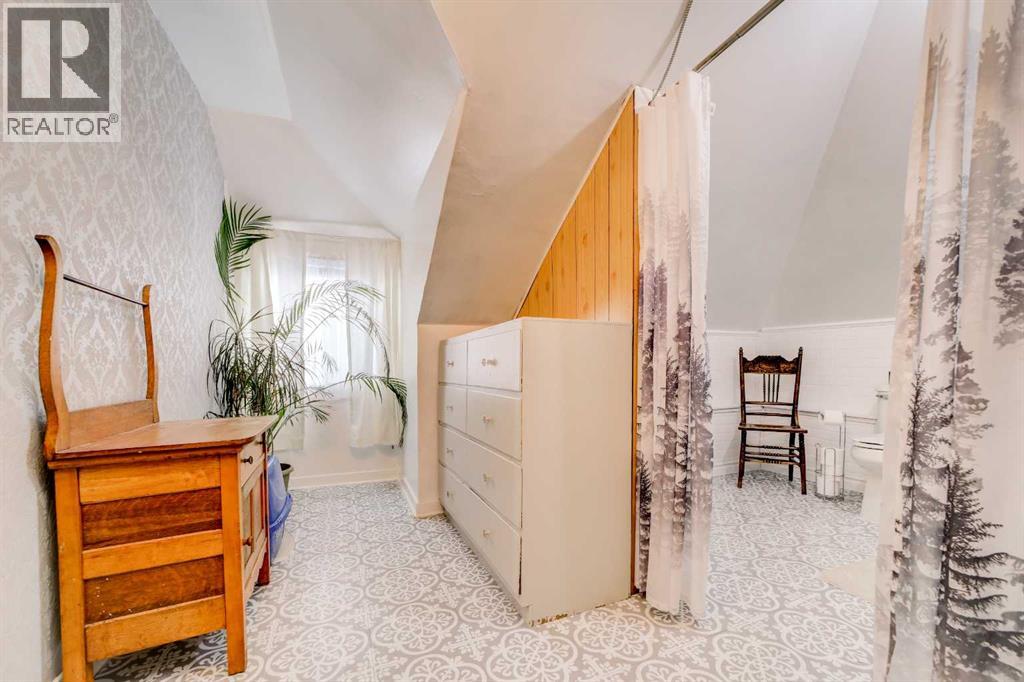 1158 Albert Avenue - 29