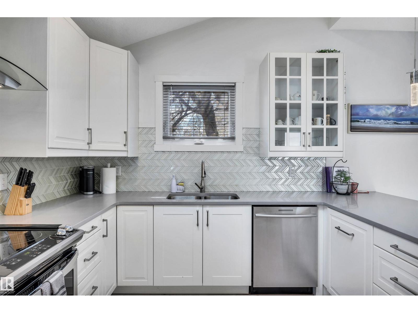 11531 97 ST NW, Edmonton