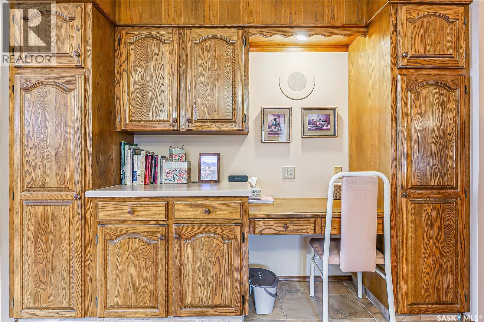 3311 Robinson STREET - 12