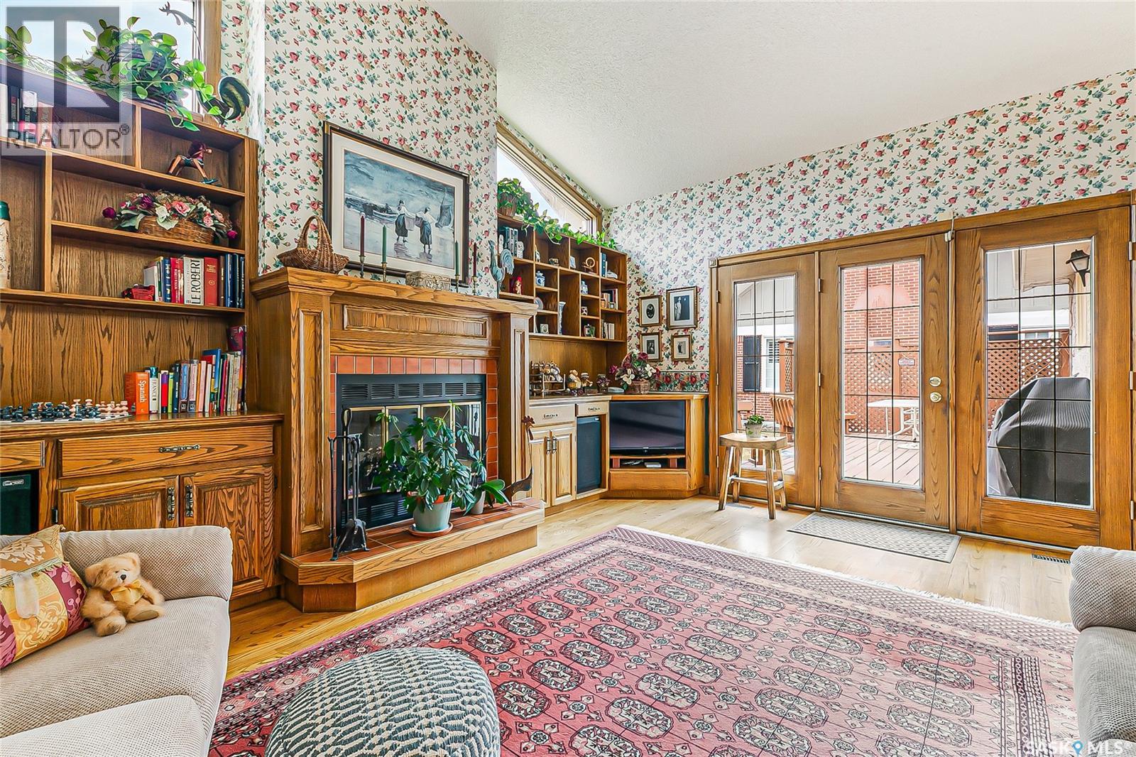 3311 Robinson STREET - 16