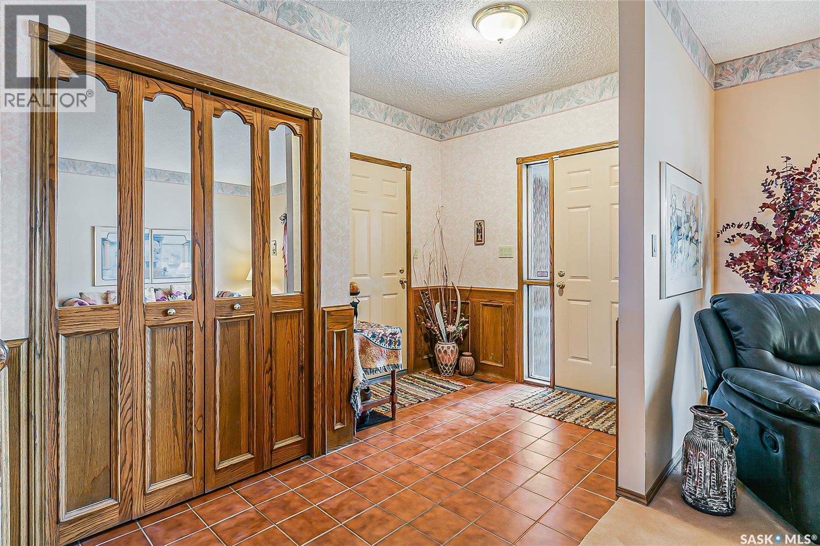 3311 Robinson STREET - Image 2